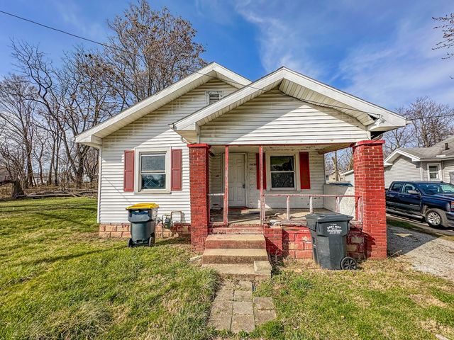 1632 W  22nd St, Anderson, IN 46016