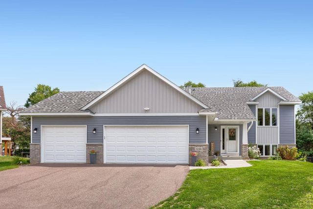 1224 242nd Way NE, East Bethel, MN 55005