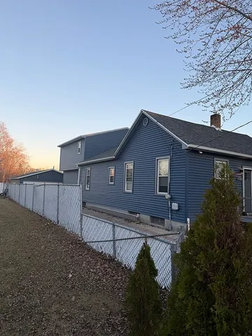 1522 Laharpe St, La Salle, IL 61301