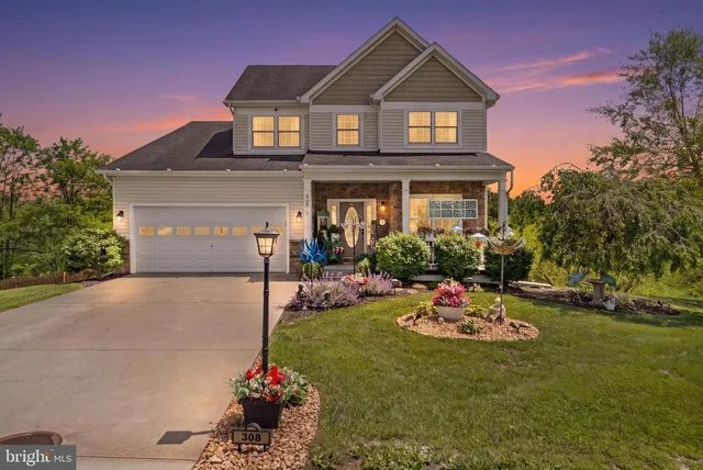 308 Conscription Way, Hedgesville, WV 25427