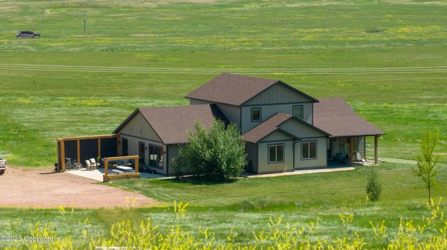 15584 US Highway 14, Moorcroft, WY 82721