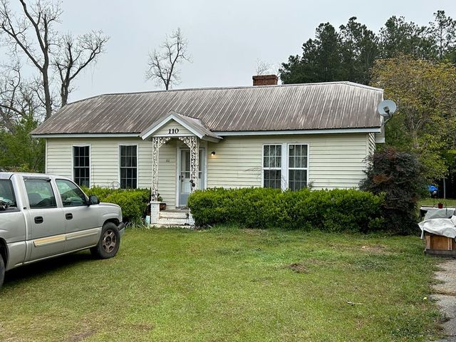 110 W  Crawford St, Donalsonville, GA 39845