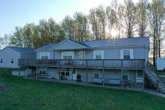 32505 Hawk Ave, Salisbury, MO 65281