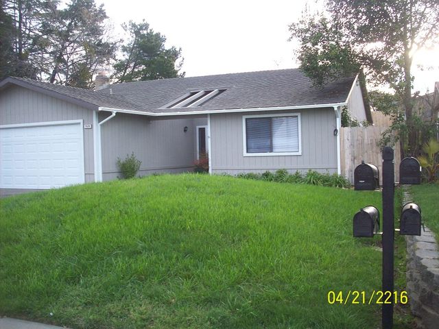 7820 Summerplace Dr, Citrus Heights, CA 95621