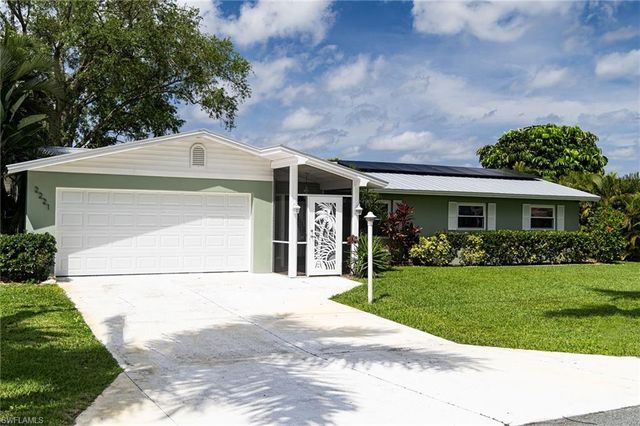 2221 Cape Way, North Fort Myers, FL 33917
