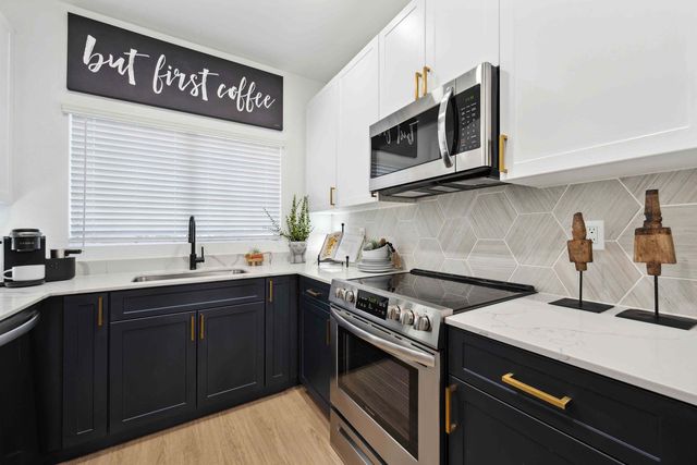 7900 E  Princess Dr #2016, Scottsdale, AZ 85255