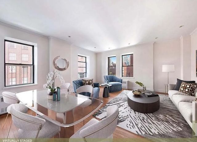 67 Hudson St #5D, New York, NY 10013