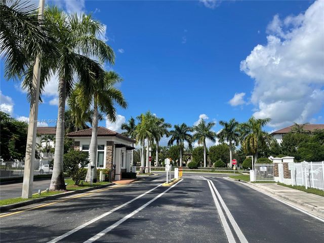 8800 NW 97th Ave #210, Doral, FL 33178