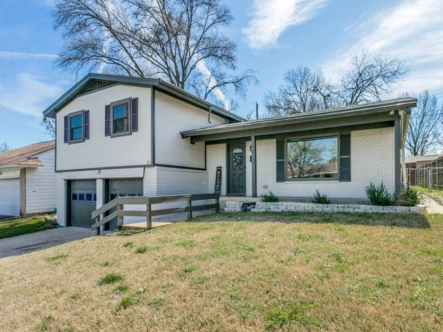 314 Countryside Dr, Irving, TX 75062