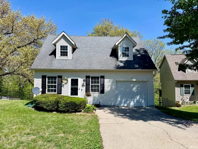 154 J Hunter Dr, Bedford, IN 47421