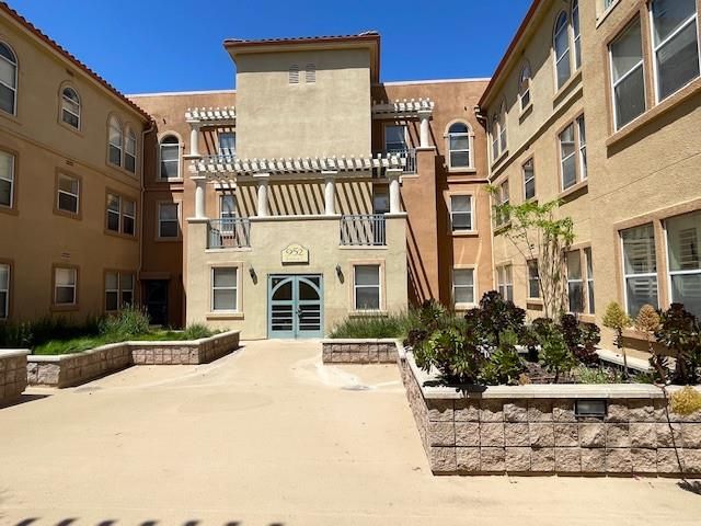 952 S  11th St #234, San Jose, CA 95112