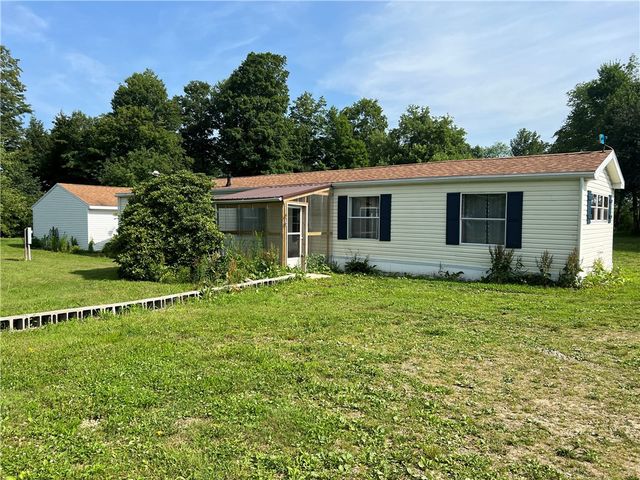 24760 Wise Rd, Cambridge Springs, PA 16403