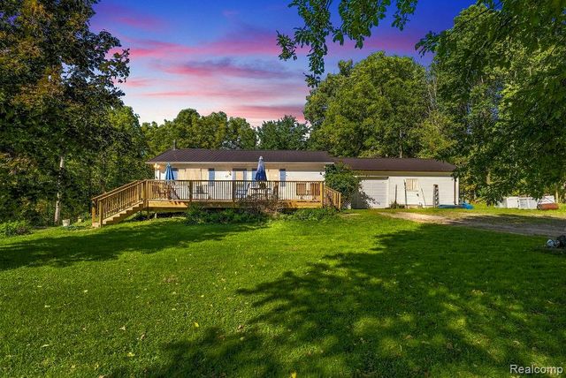87 Burley Dr, Columbiaville, MI 48421