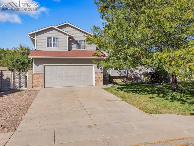 177 Kingsley Ave, Pueblo, CO 81005