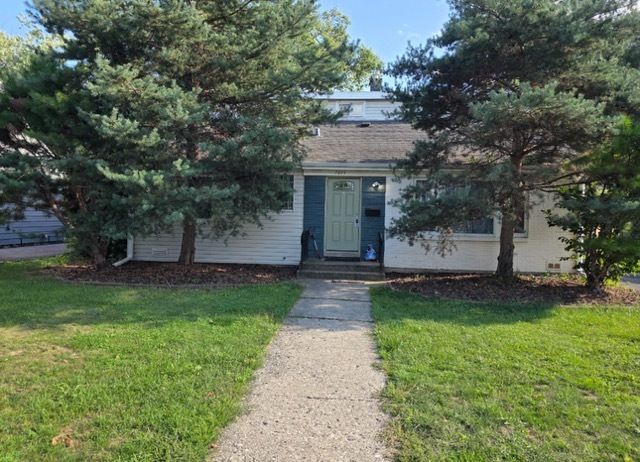 7019 Palma Ln, Morton Grove, IL 60053