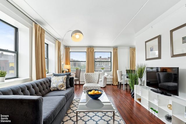 130 Lenox Ave #420, New York, NY 10026