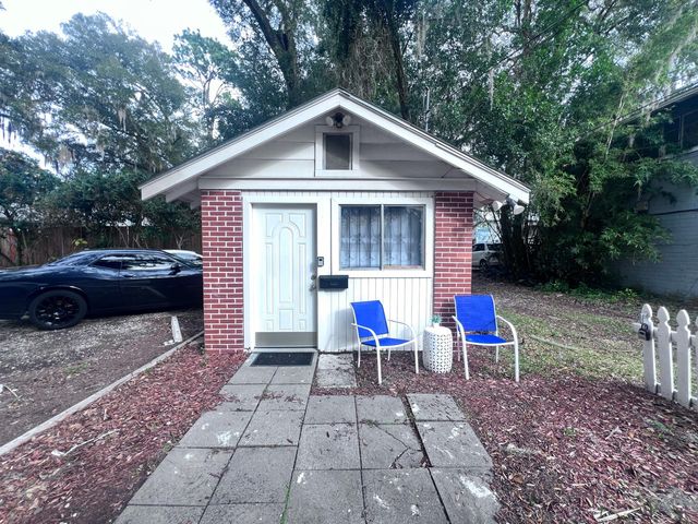 113 NW 11th St   #A, Gainesville, FL 32601