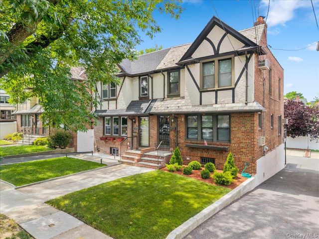 1241 Rhinelander Avenue, Bronx, NY 10461