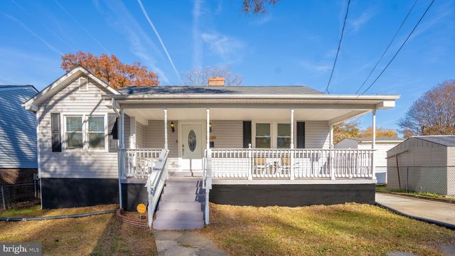 303 69th St, Capitol Heights, MD 20743