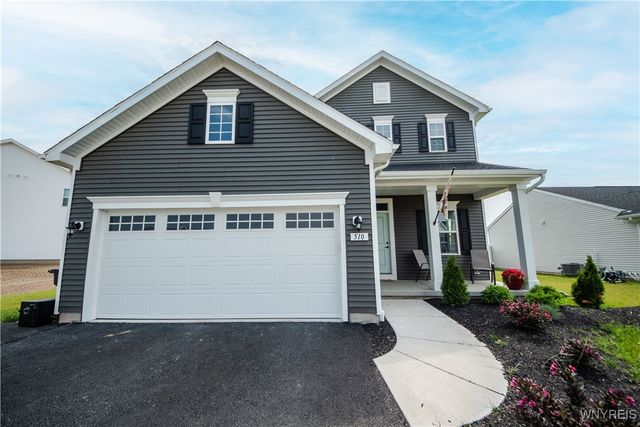 510 Limestone Ct, Grand Island, NY 14072