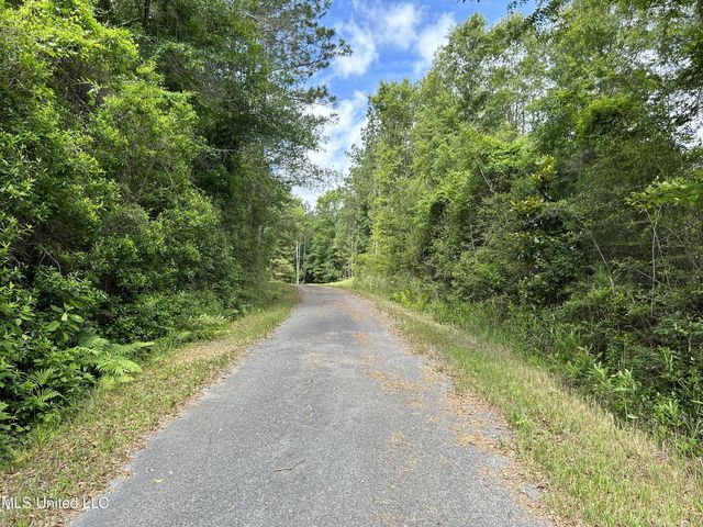 Stanley Fryfogle Rd, Lucedale, MS 39452