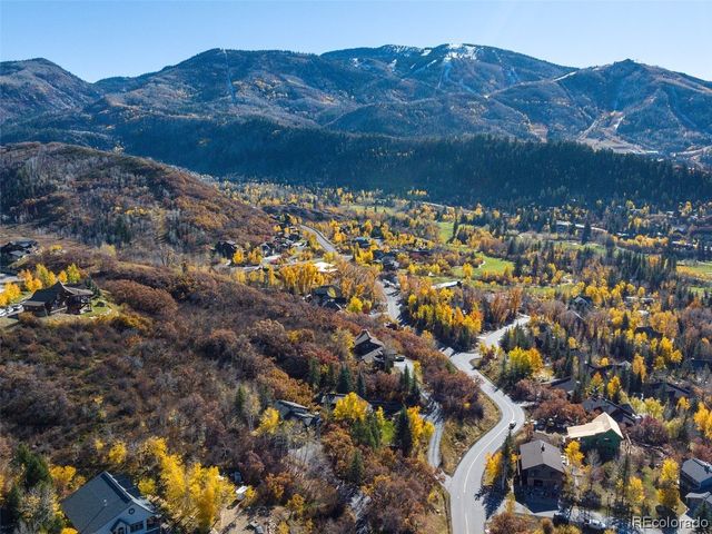 520 Steamboat Blvd, Steamboat Springs, CO 80487