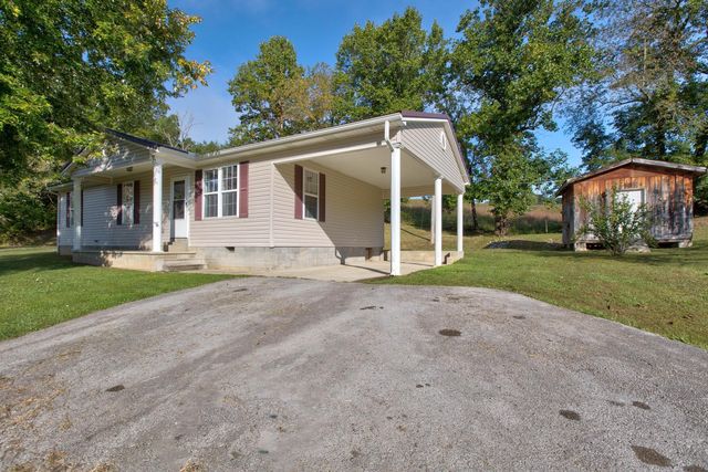 867 Chadwell Rd, Booneville, KY 41314
