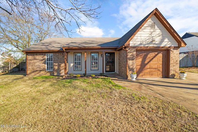 7162 Layne Dr, Horn Lake, MS 38637