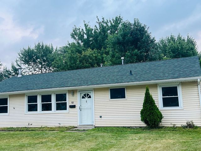 52 Carol Ln, Grand Island, NY 14072