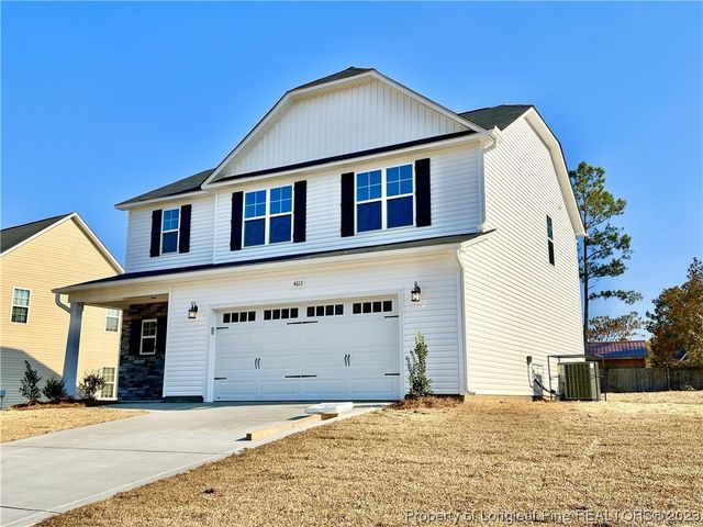 4613 Scenic Pines Dr, Hope Mills, NC 28348