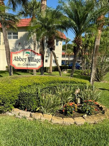 22 Abbey Ln #107, Delray Beach, FL 33446