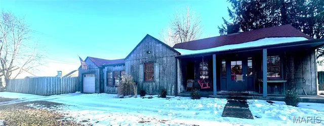 501 Hunter Ave, Sikeston, MO 63801