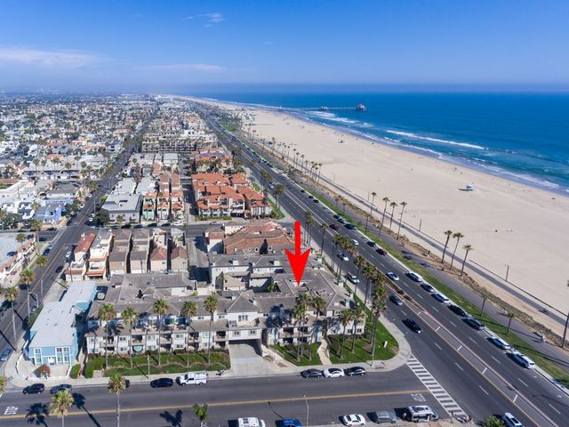 1516 Pacific Coast Hwy #304, Huntington Beach, CA 92648