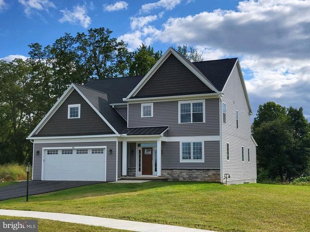 106 Apple View Dr, State College, PA 16801