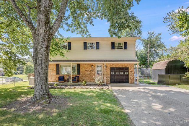 1647 Yellowglen Dr, Cincinnati, OH 45255