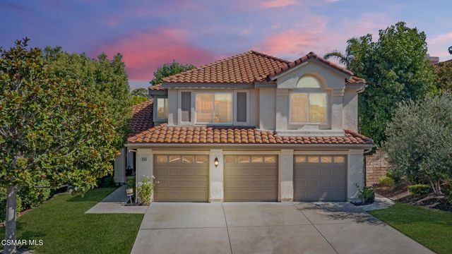 324 Cliffhollow Ct, Simi Valley, CA 93065