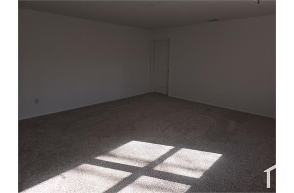 55 Emerald Ct #2, Staten Island, NY 10309