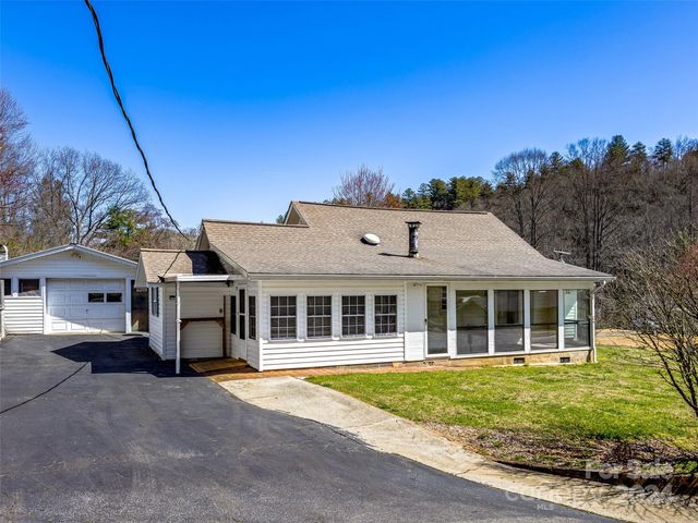 3257 Asheville Hwy, Pisgah Forest, NC 28768