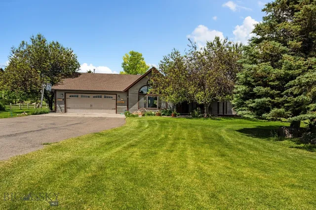 45 Sphinx Mountain Ct, Ennis, MT 59729
