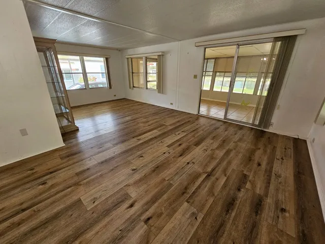 10301 1st Way N #149, Saint Petersburg, FL 33716