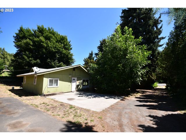2093 Dry Hollow Rd, The Dalles, OR 97058