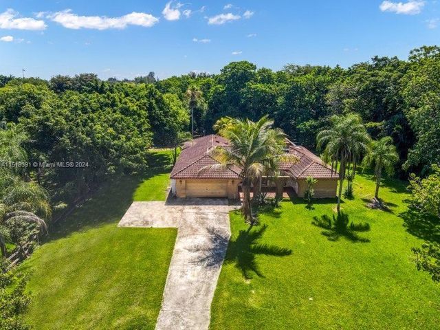 4900 SW 178th Ave, Southwest Ranches, FL 33331
