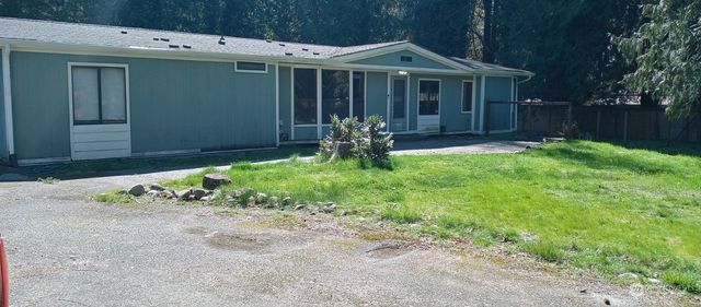 21803 SE 250TH Place, Maple Valley, WA 98038