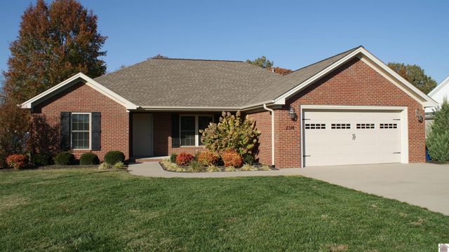 2314 Deerfield Run, Murray, KY 42071