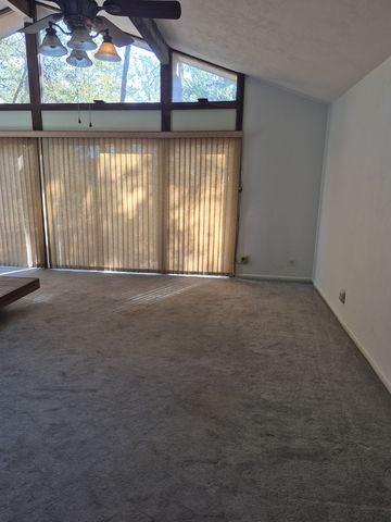 2448 Arden Dr, Gainesville, FL 32605