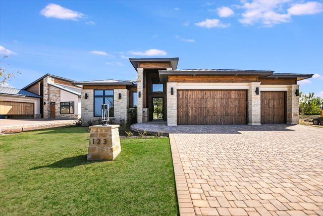 123 Azalea Loop, Horseshoe Bay, TX 78657