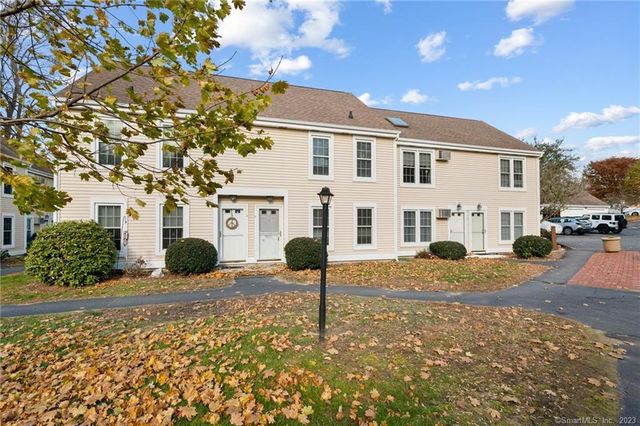 54 Rope Ferry Rd #A3, Waterford, CT 06385