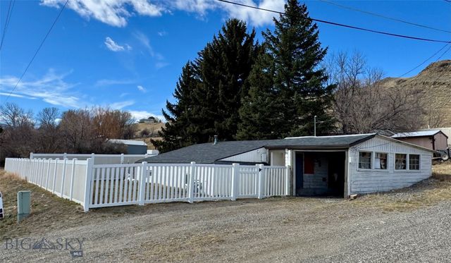 907 E  Montana St, Livingston, MT 59047