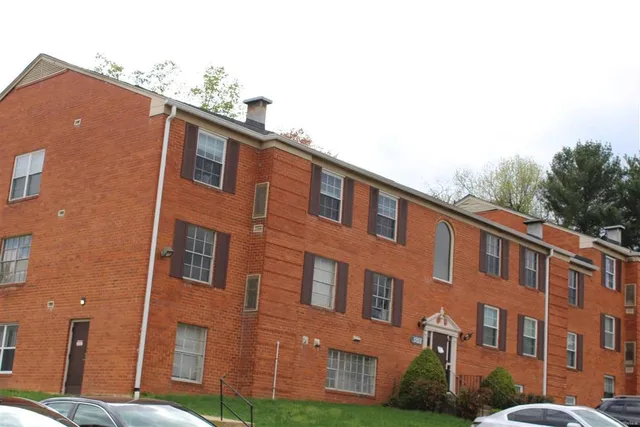 3811 Swann Rd #103, Suitland, MD 20746