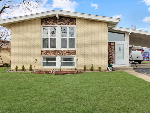 7806 W  80th Pl, Bridgeview, IL 60455